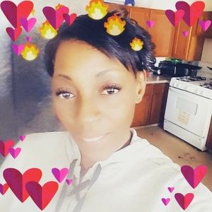 Meet your Posher, Deondra